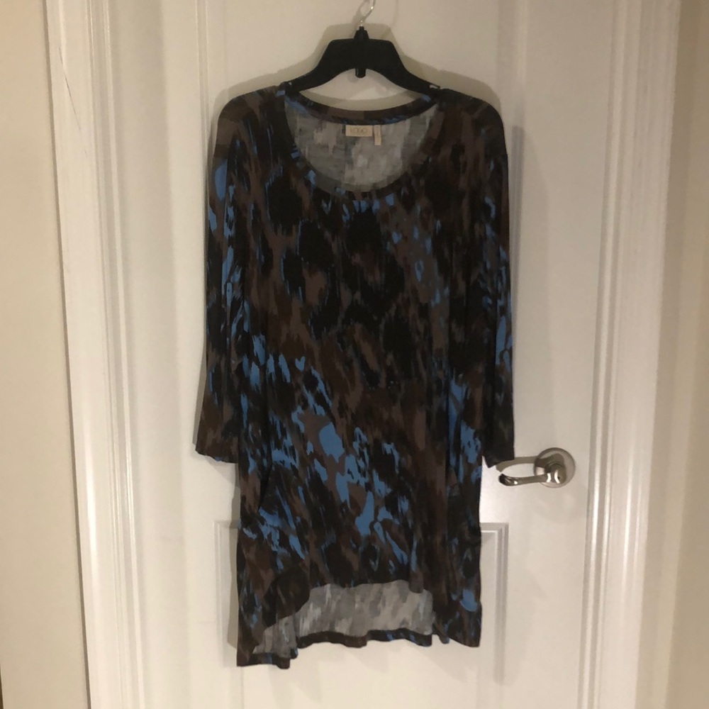 Multi colored tunic with pockets